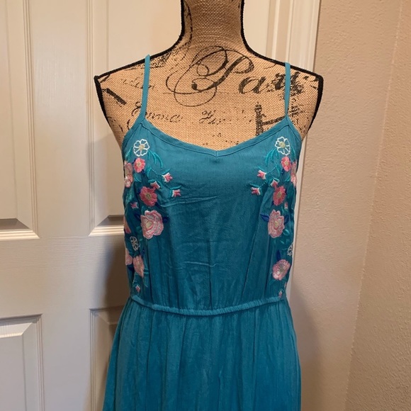 Teal blue embroidered maxi dress - Picture 2 of 5